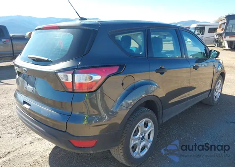 2018 Ford Escape S z USA, uszkodzony, nr VIN 1FMCU0F70JUC78795